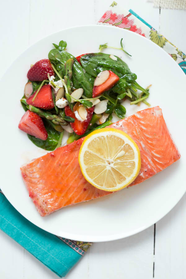 Baked-Strawberry-Lemon-Salmon_7603