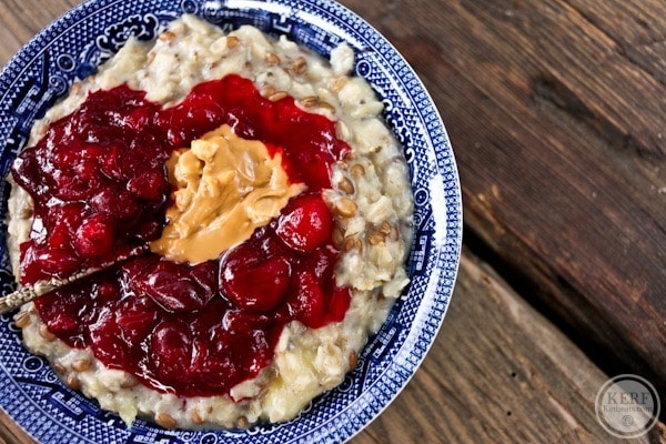 hot creamy oatmeal with cranberry sauce
