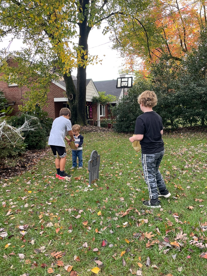 Treasure Hunting with kids | Birchday + Halloween