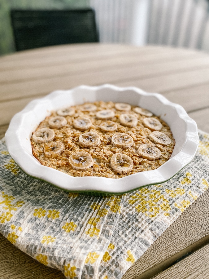 Quick And Healthy Breakfast Ideas For School - Baked Banana Oatmeal
