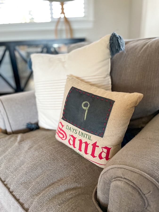 days until Santa pillow - Simple Holiday Decorating