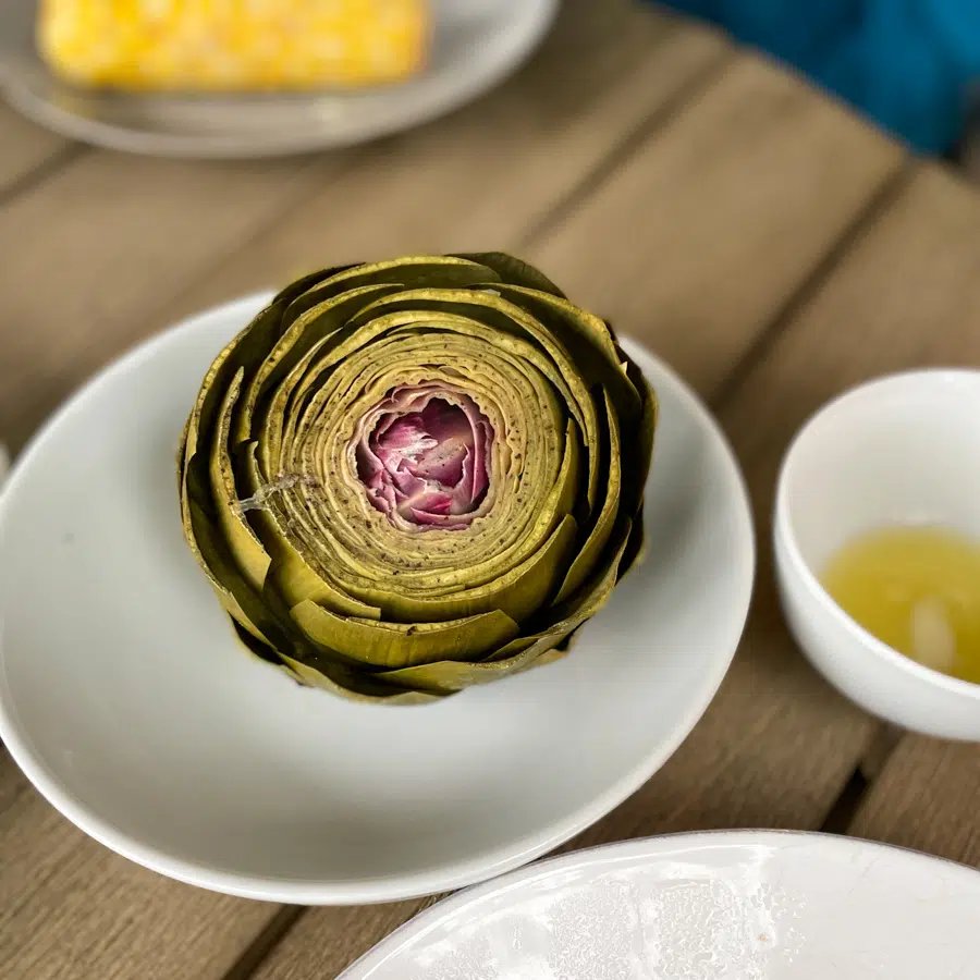 Artichoke with butter