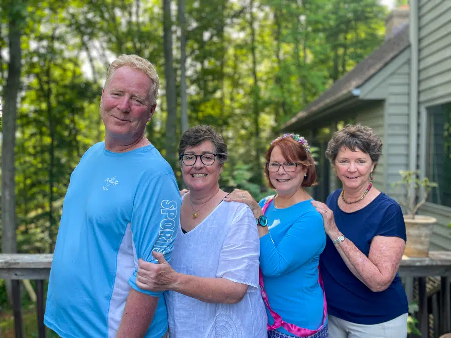 siblings reunion | Feels Like Summer
