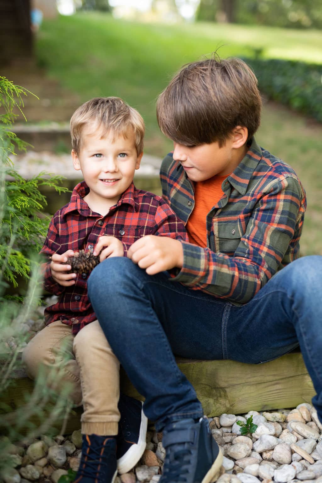 Fall Family Photo Shoot Kath Eats fall-family-photo-shoot-kath-eats