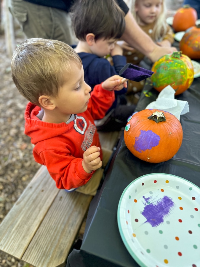 Pumpkin decorating | All About Autumn