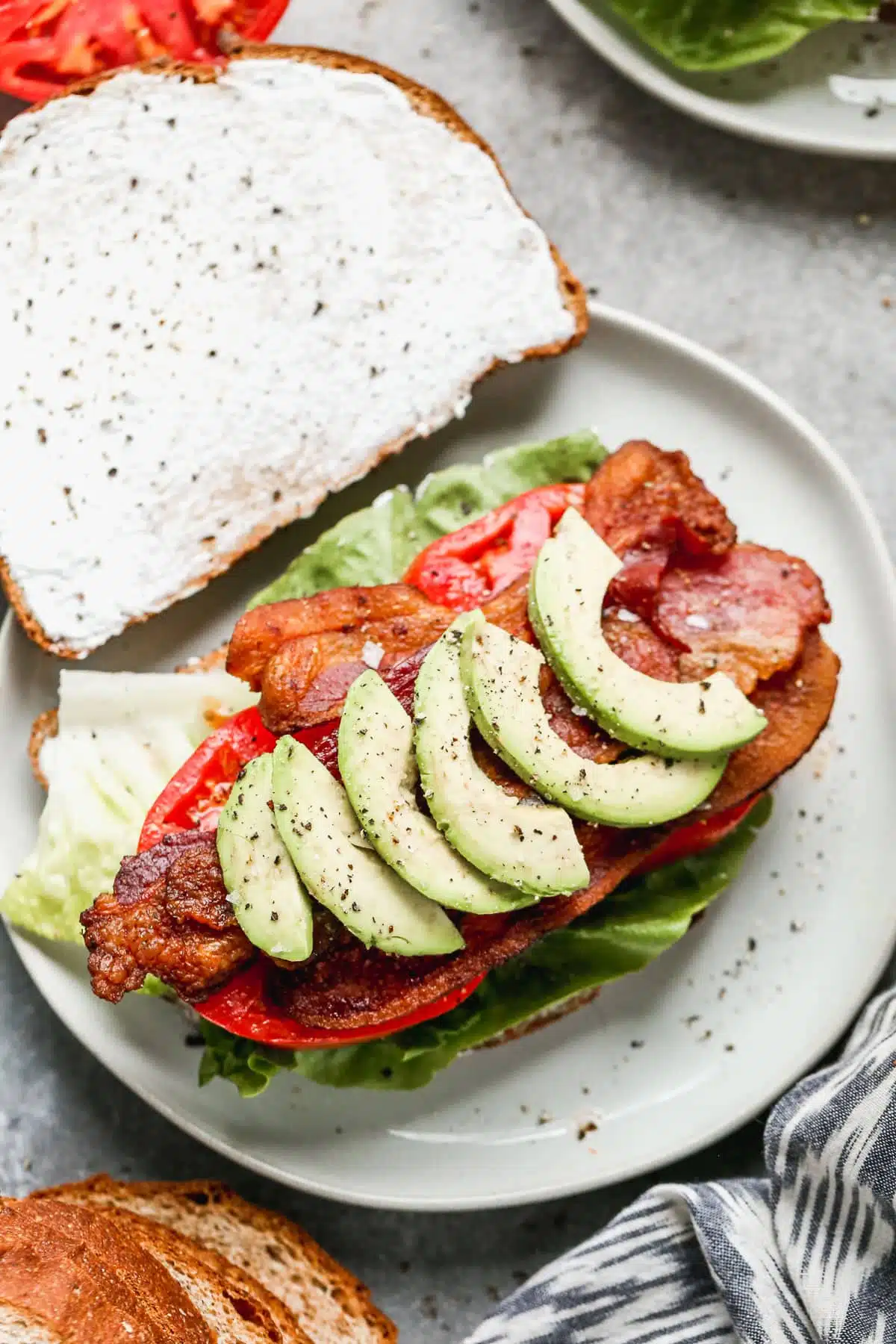 Delicious Sandwich Recipes: Classic BLT