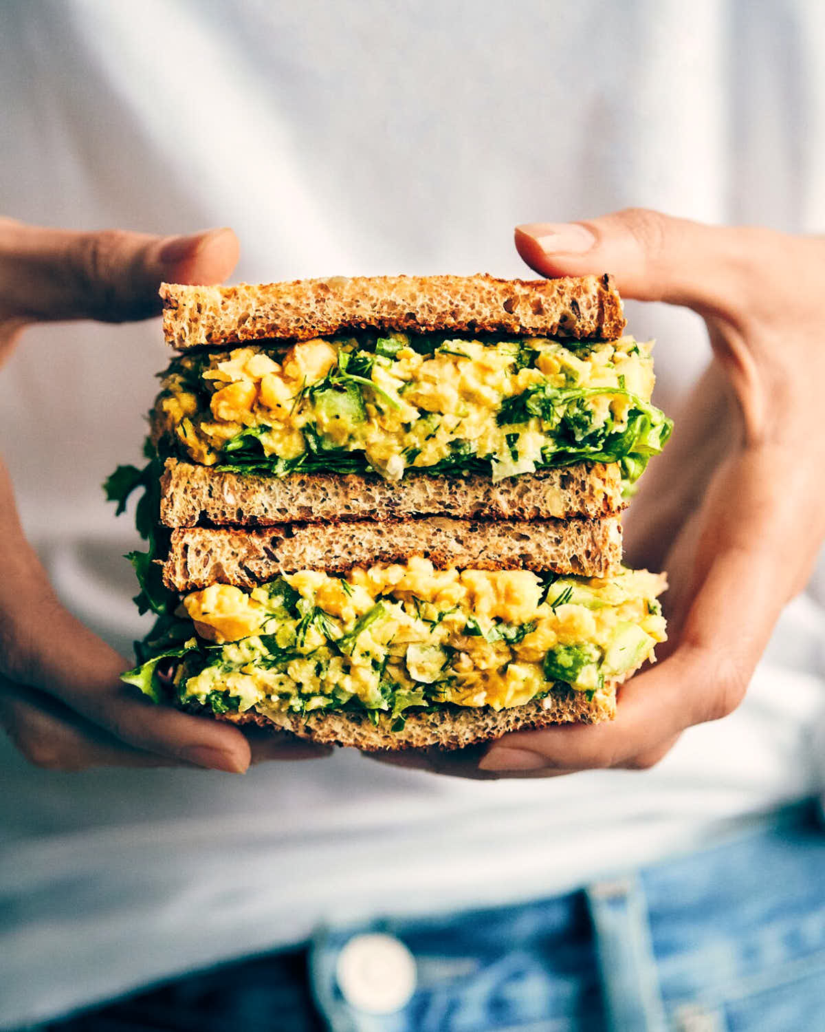 Delicious Sandwich Recipes: Vegan Smashed Chickpea Sandwich