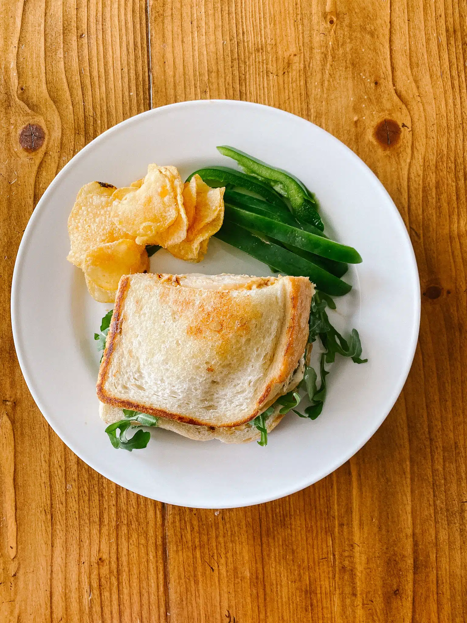 Sandwich with chips