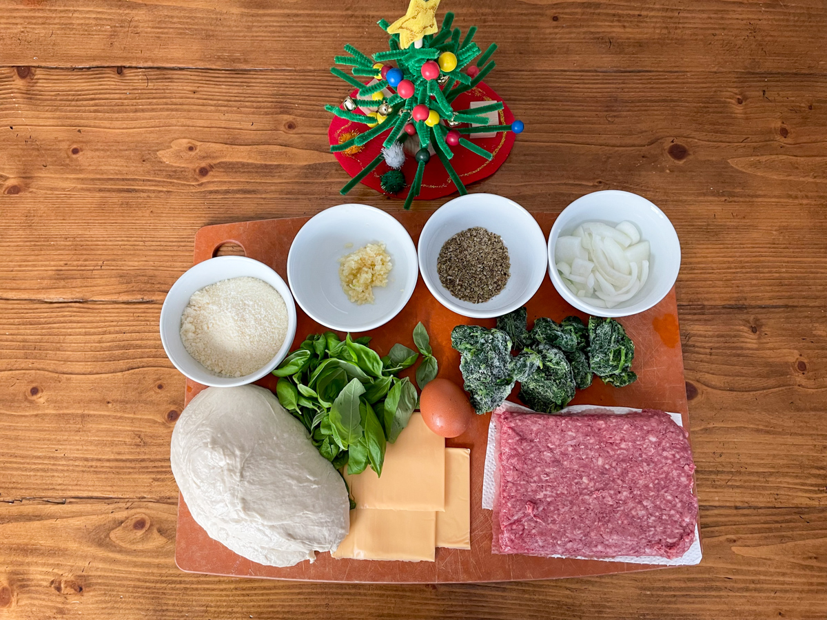 How To Make Christmas Pizza