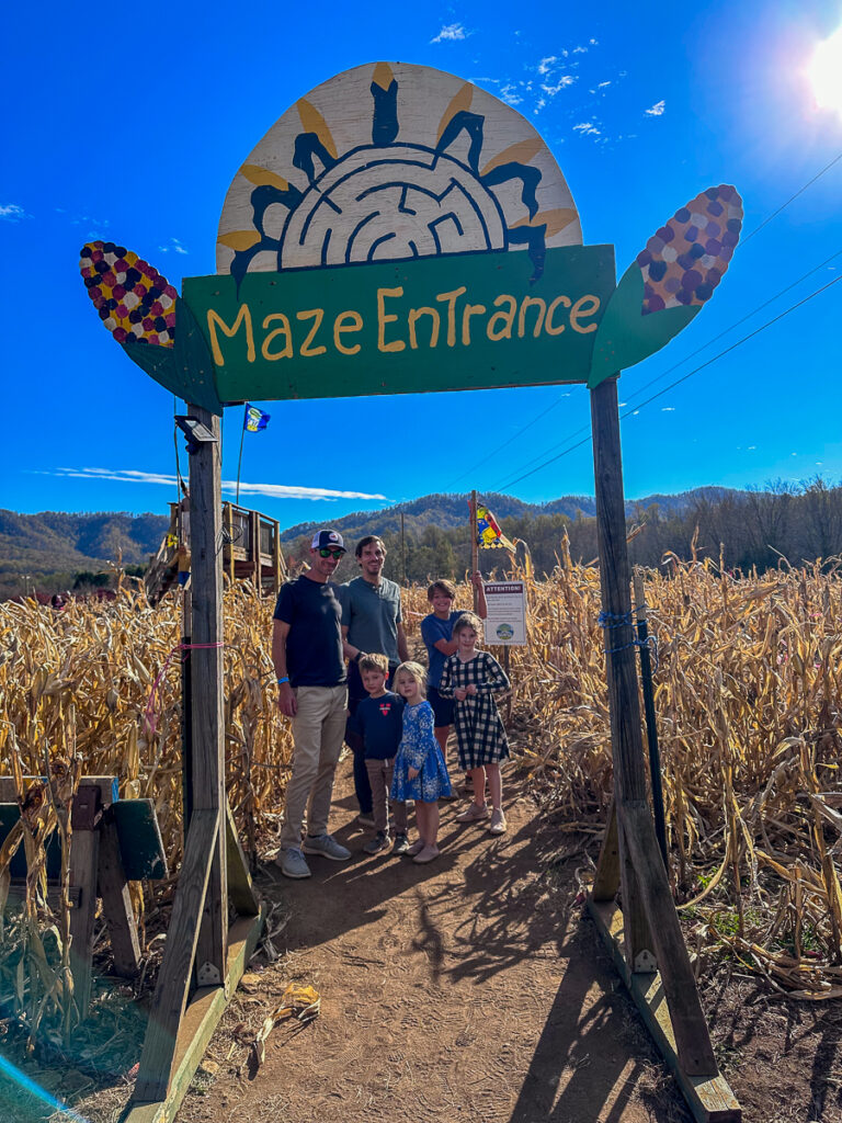 maze entrance | A Very Cousin Weekend
