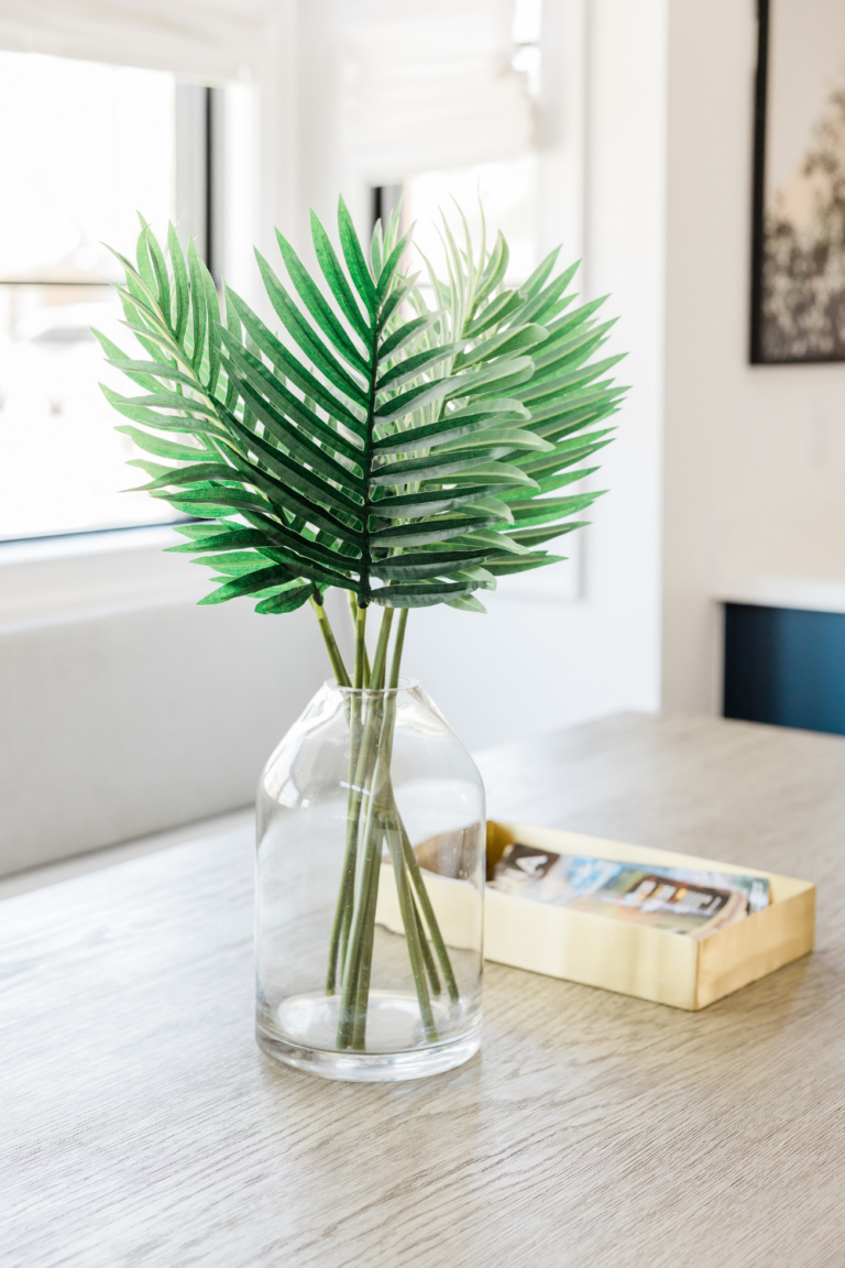 15 Dining Room Table Centerpiece Ideas • Kath Eats