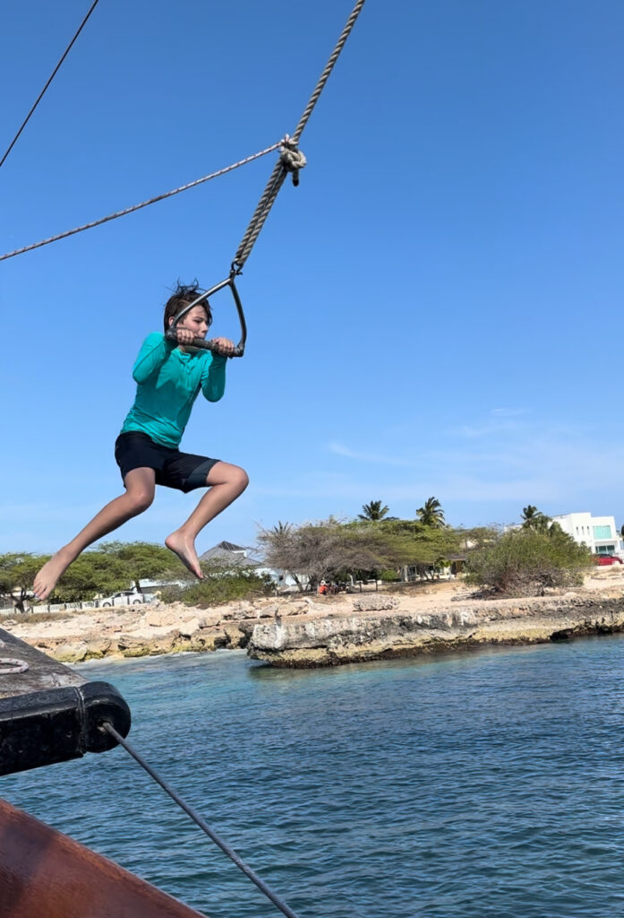 Jolly Pirates rope swing experience