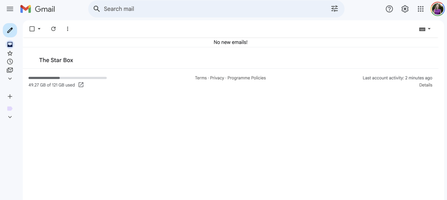 Kath Eats Blogger Kath Younger shares How to Clean Up Gmail Inbox - in photo: screenshot of Gmail with a simple theme