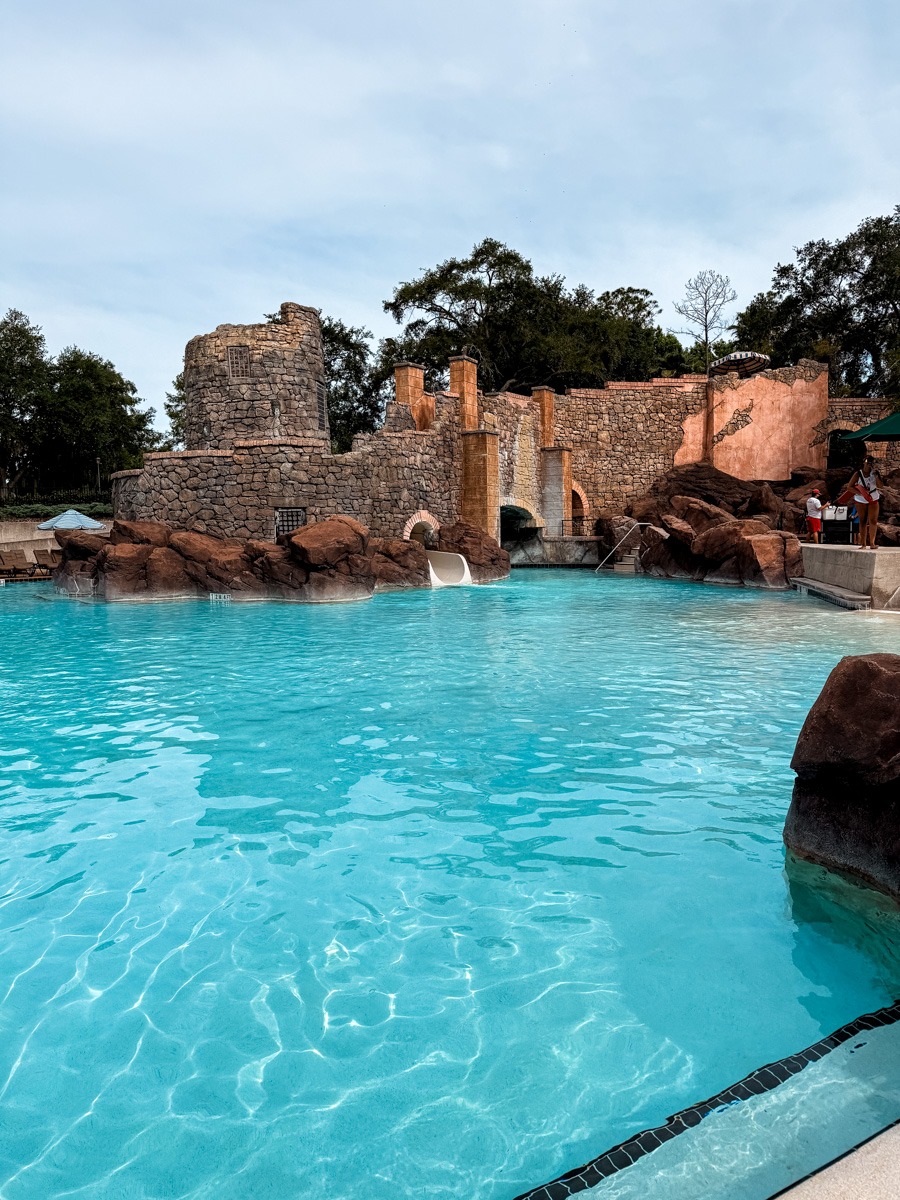 Portofino hotel pool
