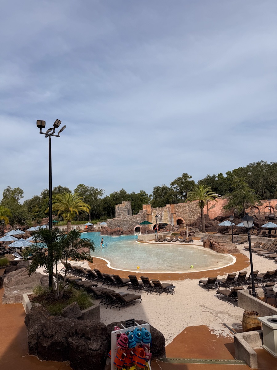 Portofino hotel pool